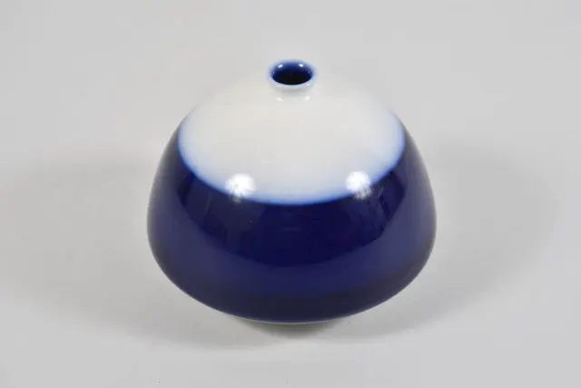 J73J08 - Small Porcelain Vase, Marked KPM Belin