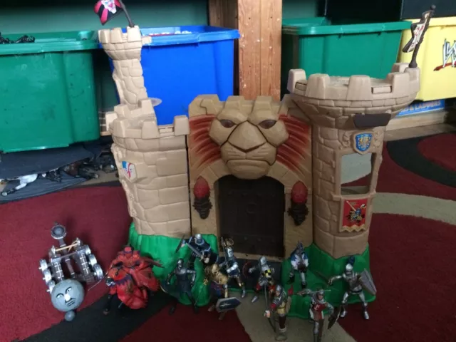Fisher price lion castle outlet