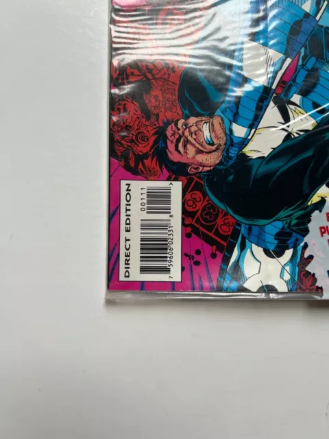 The Punisher War Zone Annual #1 - Polybagged w/Card (Marvel Comics, 1993) NM 5