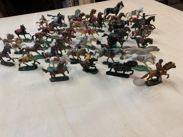 SOLDATS, FIGURINES STARLUX, LIVRE Tome 2 comme JIM, ELASTOLIN