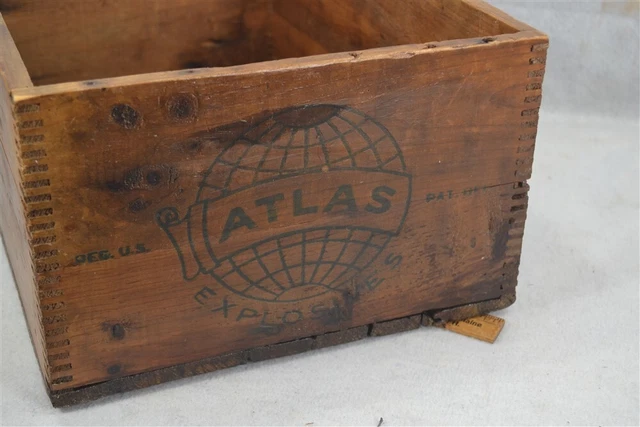 Atlas Powder Co. box dynamite High Explosives Dangerou 17x12x7.5 antique 2
