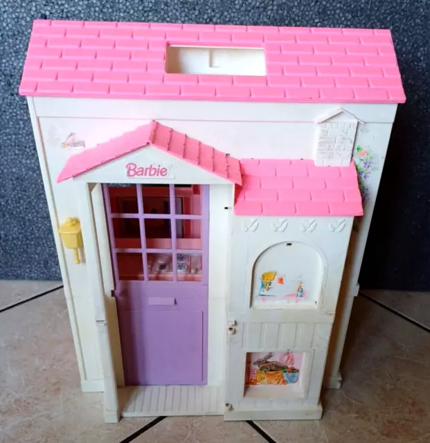 Casa di cheap barbie a valigetta