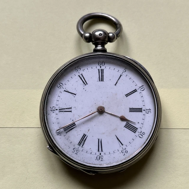 Montre De Poche Ancienne En Argent Massif - Gousset Vintage à Réviser - Sans Marque