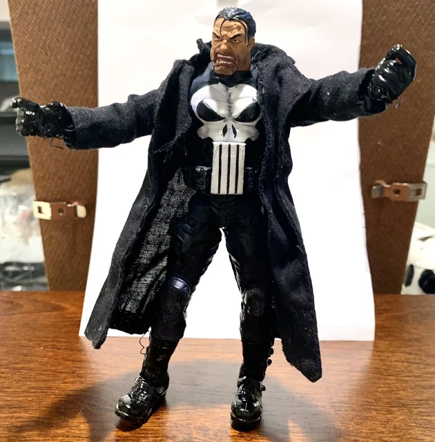 2003 Toybiz Marvel Legends "The Punisher" 6" Action Figure Urban Legends Loose