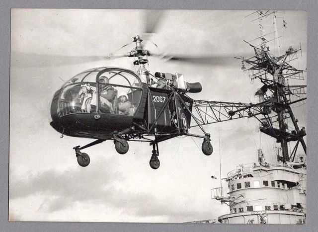 Alouette Helicopter Vintage Photo 2
