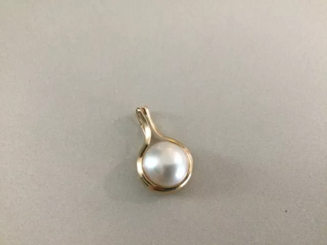 Vintage Large Mabe Pearl 14k Yellow Gold Drop Setting Pendant