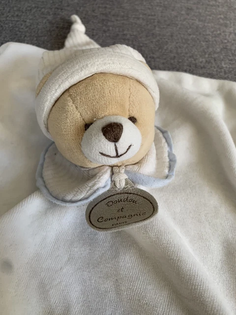 Doudou Et Compagnie Plat Ours Blanc Bleu Bonnet Col Nid D'abeille Tbe