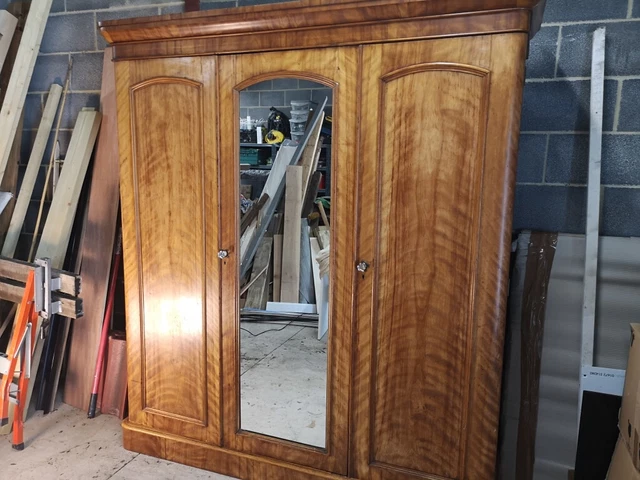 Antique Victorian Compactum Wardrobe/linen Press Circa 1880-1900