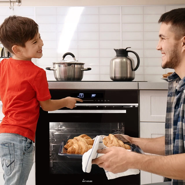 Cuisinière: 60cm Four encastrable EB8017ED + 59cm Plaque Induction KF5900IND 5