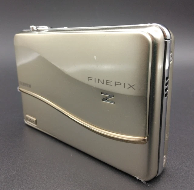 FUJIFILM FINEPIX Z800EXR Digital Camera 12MP Gold Compact
