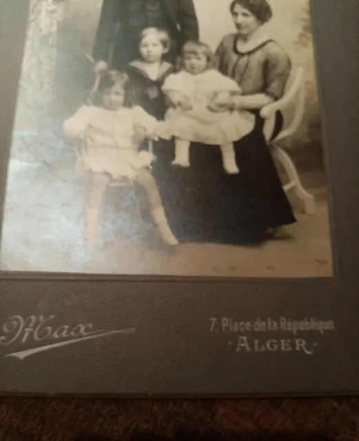 Photo ancienne Une famille  vers 1910 studio max Alger  fon 2