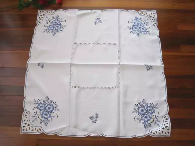 Again@ Fresh Blue Flower Embroidery Cutwork White Table Cloth New 3