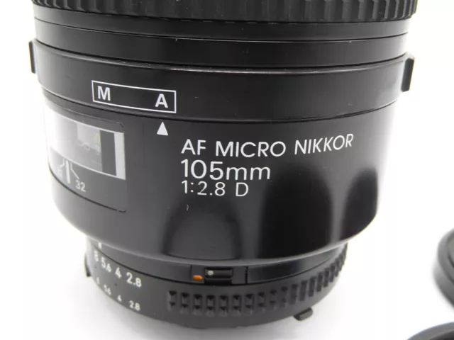 Nikon AF Micro Nikkor 105MM 2,8 D Makro Objektiv & brandneuer Filter + Kappen