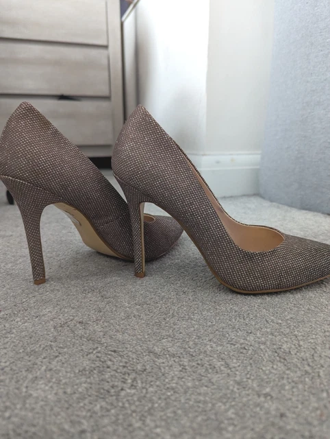 Roland cartier silver heels deals