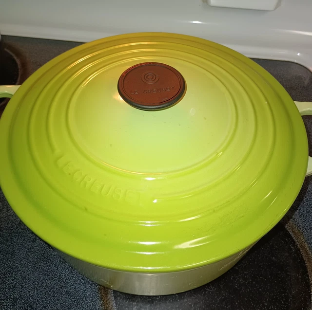 LE CREUSET CAST Iron Dutch Oven Kiwi Green Enamel 5 1/2 Qt Deep Round