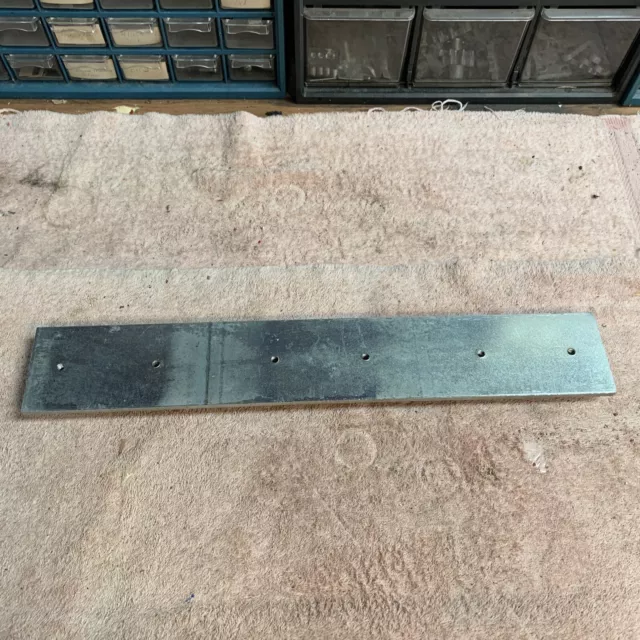 Triple Bracket For Gumball Machines
