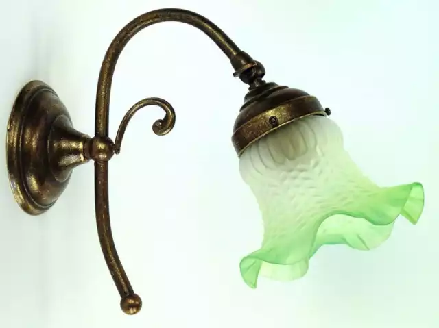 Applique lampada da parete in ottone con vetro verde illuminazione da parete