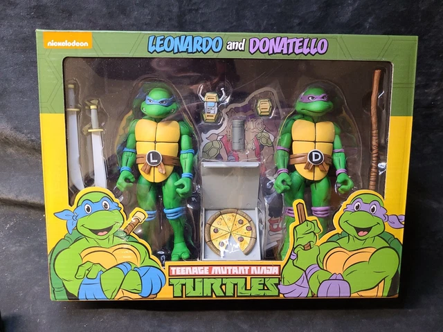 NECA Teenage Mutant Ninja Turtles Leonardo and Donatello 7 inch Action Figure