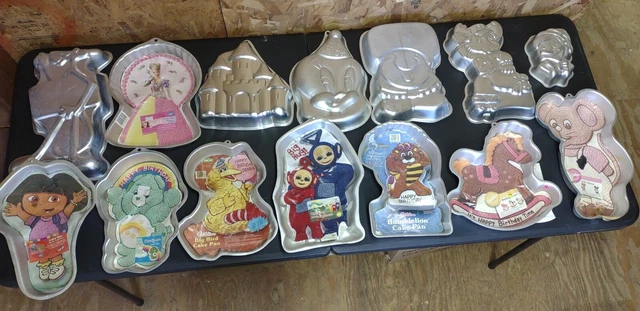 10 Vintage Wilton Baking Cake Pan Molds Barbie Dora Tweety Castle Big Bird Lot 10 Vintage Wilton Baking Cake Pan Molds Barbie Dora Tweety Castle Big Bird Lot
