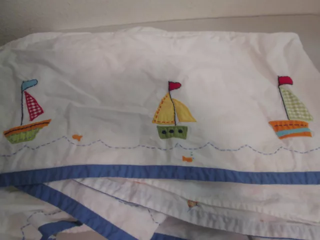 Pottery Barn Kids Six Little Sailboats Crib Skirt Dust Ruffle White Blue Boats