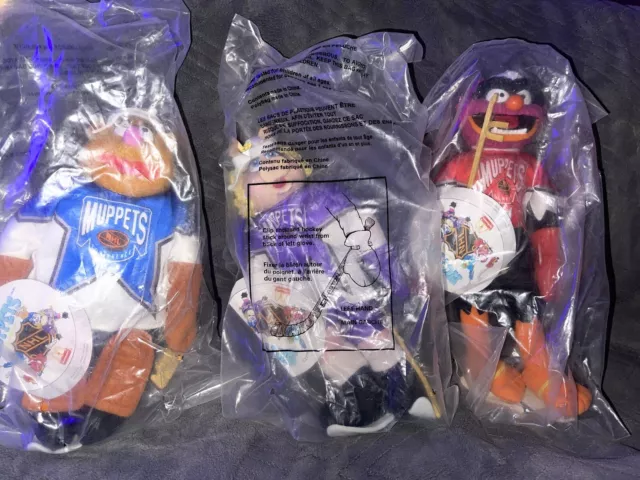 1995 Lot of 3 McDonald's Muppets NHL Hockey Dolls  Animal & Miss Piggy