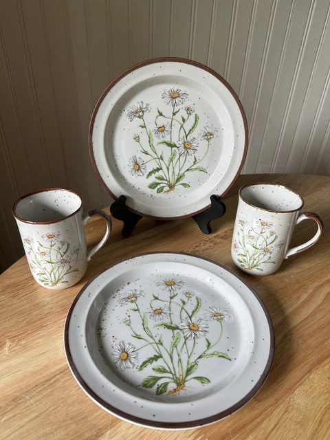 VTG JAPAN STONEWARE Floral Plates & Mugs Dandelion #206 #106