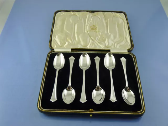 Chippendale Cased Set Of 6 Coffee Spoons By Elkington Co 1925 Birmingham