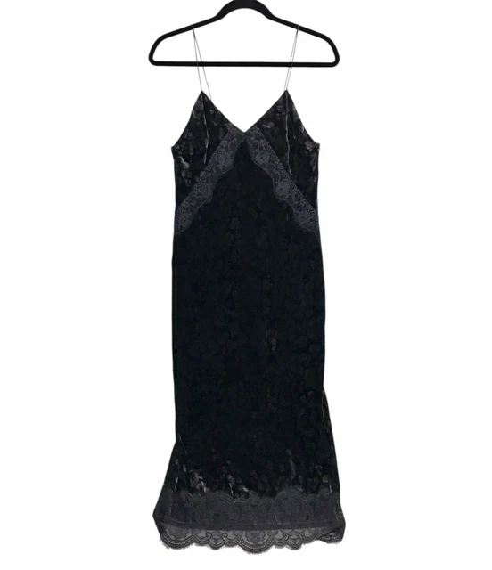 black dress with long sleeve Cosmos