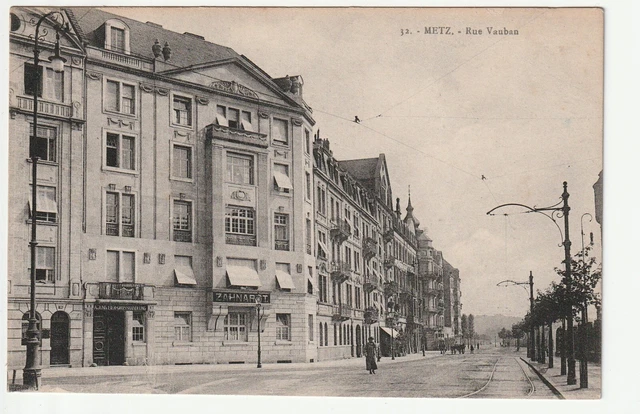 METZ - Moselle - CPA 57 - Rues - rue Vauban