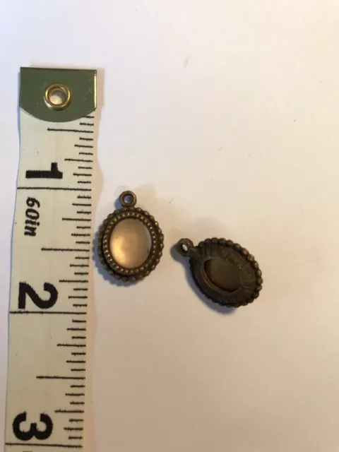VTG Antique Brass Banana Bob Peach Frosted Stone Oval Finding/Charm/Connector
