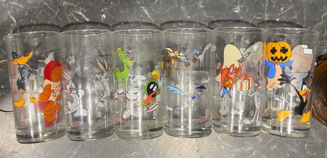 IXL Collectable Glasses Looney Tunes