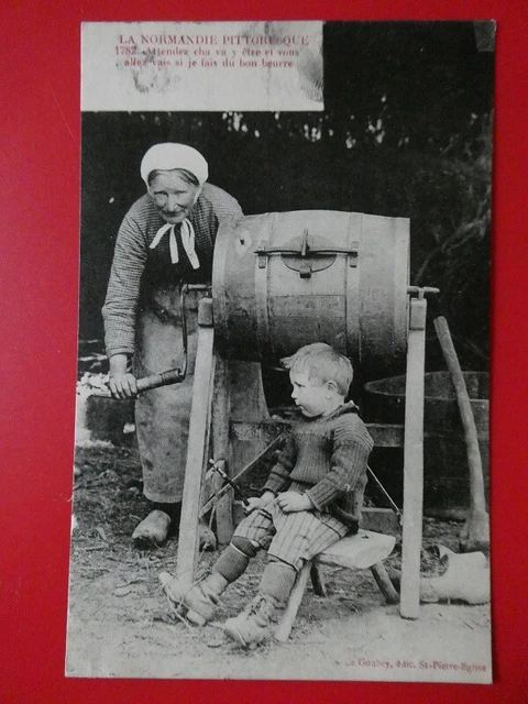 Cpa (14) La Normandie Pittoresque. Baratte A Beurre. Femme Normande, Enfant.