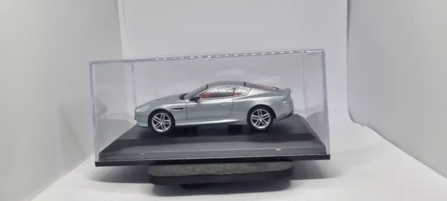 1/43 Scale Model Aston Martin DB9 Silver Oxford Diecast AMDB9001