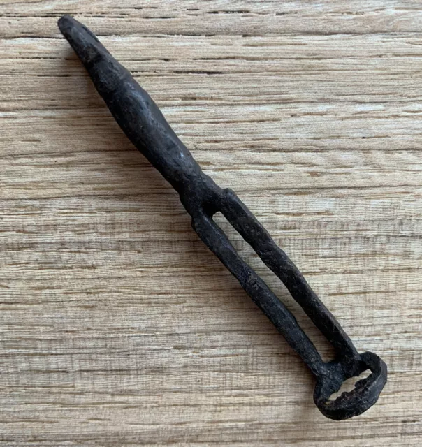 Fine condition Viking Iron Key for PadLock 8-10 AD 2