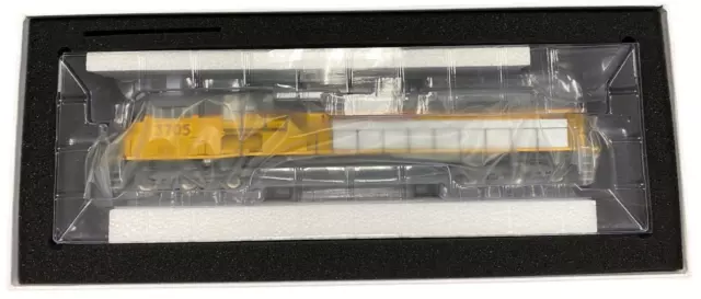 HO Scale Athearn Genesis G27253 Union Pacific 3705 SD90mac DCC Ready