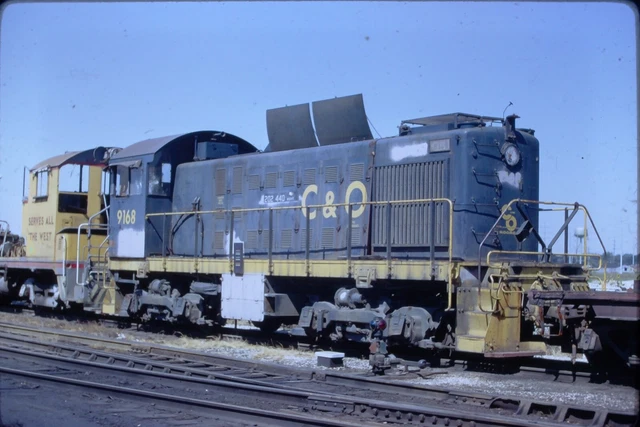 C&O CHESAPEAKE OHIO 9168 1972 Kodachrome Train Slide