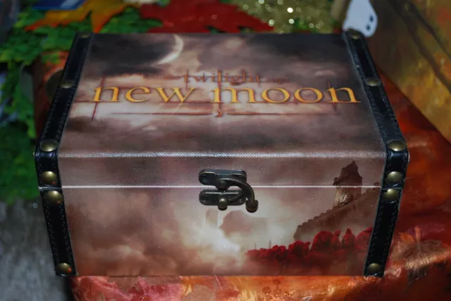 Neca Twilight Movie-New Moon Keepsake Or Dvd Box Wooden-Vampire-Collectors Gift
