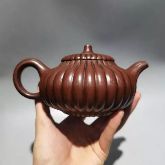 China Yixing Zisha Clay Teapot Handcarved Stripe Purple Sand Teapot Decoration