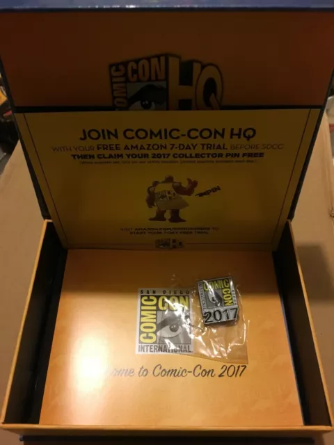 2017 San Diego Comic-Con SDCC booklet checklist lapel pin and swag gift box MINT