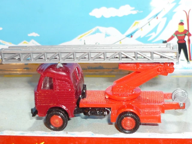 MAJORETTE 1/47 REF : POMPE A INCENDIE FIRE DEPT ENGINE