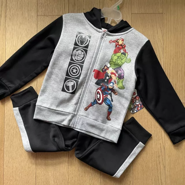 Marvel Avengers Boy's Toddler 2PC Set Hoodie, Jogger NWT - Size 5