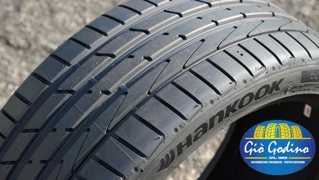 Pneumatico Estivo Hankook Ventus S1 Evo2 K117 - 235/40R19 96Y XL FR - Ultra High Performance - Foto 2