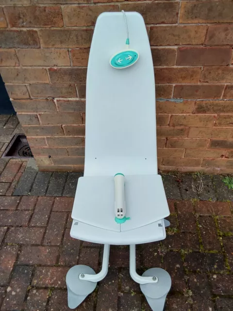 Neptune Bath Lift Chair, excellent clean condition, little used.