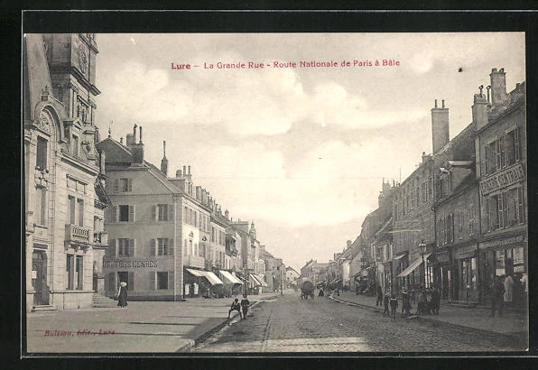 CPA Lure, La Grande Rue, Route Nationale de Paris à Bâle, vue de la rue