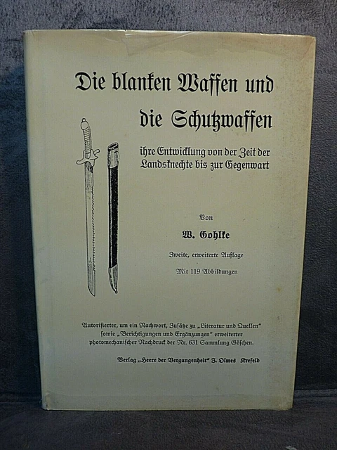SUITE DE QUATORZE ASSIETTES ALLEMANDES EN ARGENT, AUGSBOURG, UNE PAR