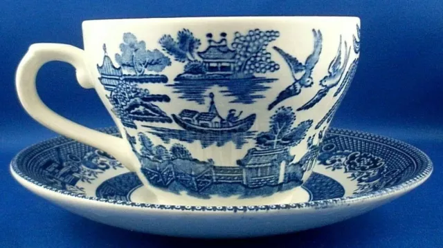 Retro 1980s CHURCHILL England BLUE WILLOW GEORGIAN SHAPE CUP & SAUCER Kitchen AU