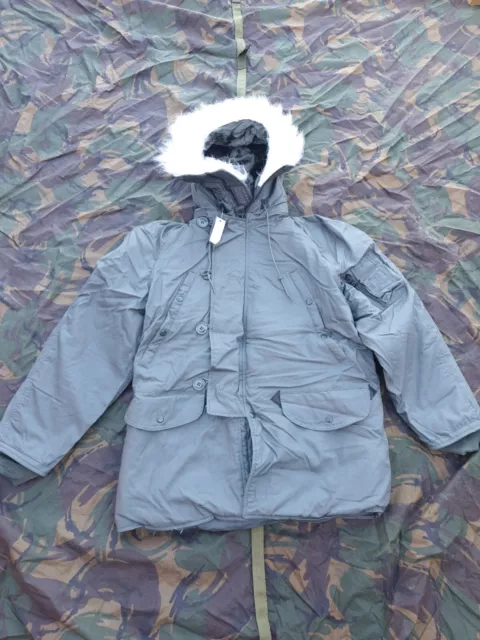 New Original US Airforce USAF Extreme Cold Weather N3B Parka USAF ECW Small