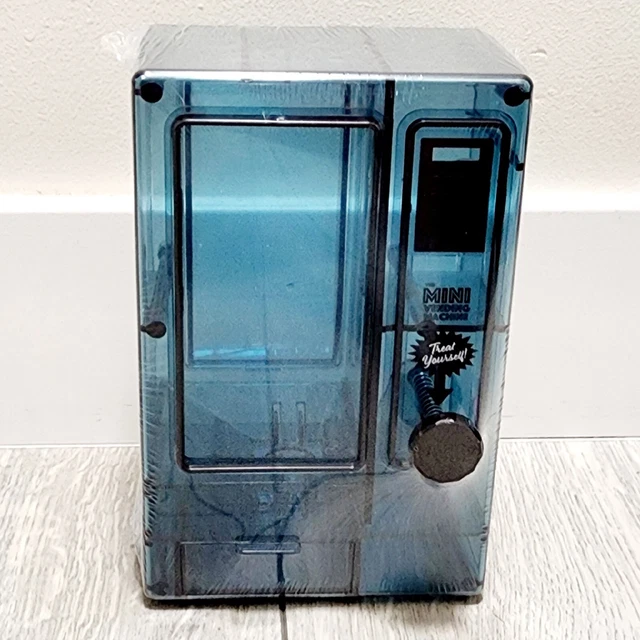 TARGET BULLSEYE PLAYGROUND Desktop Candy Dispenser Mini Vending Machine