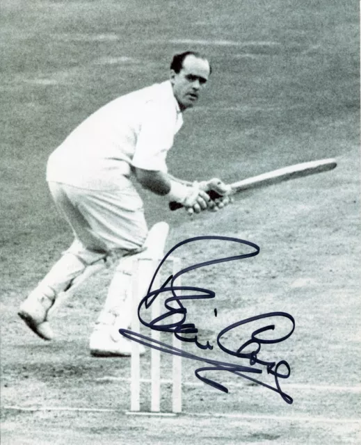England, Yorkshire & Somerset cricket captain Brian Close signed 8x10 photo