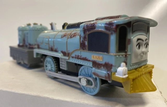 THOMAS & FRIENDS Trackmaster Motorized Lexi Engine With Tender , 2013 £ ...
